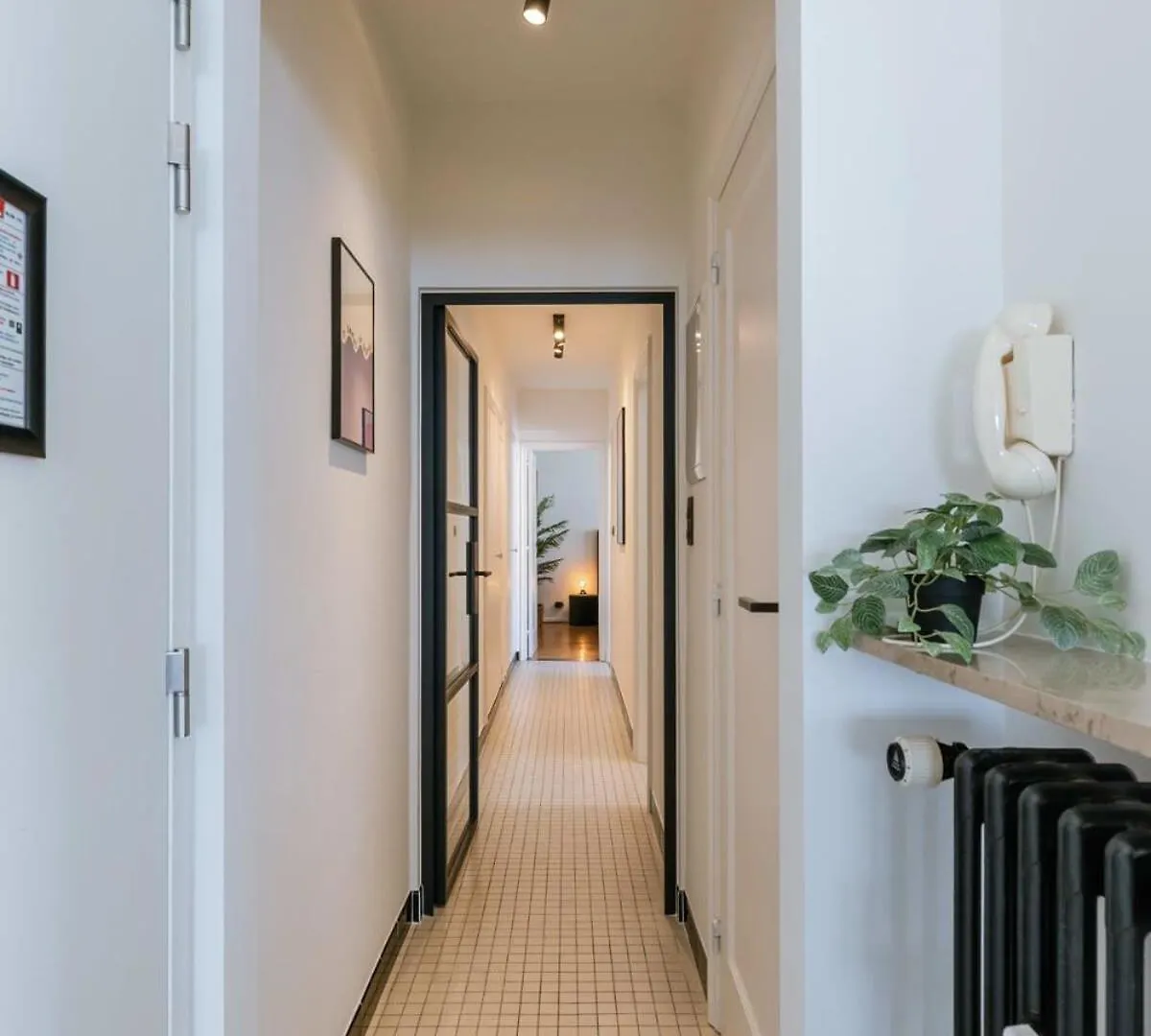 Huswell - Frontal Seaview Apartment In Ostend